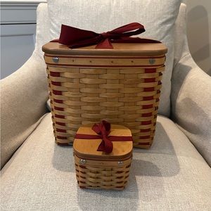Longaberger 2002 Sweetheart Lidded Basket sets